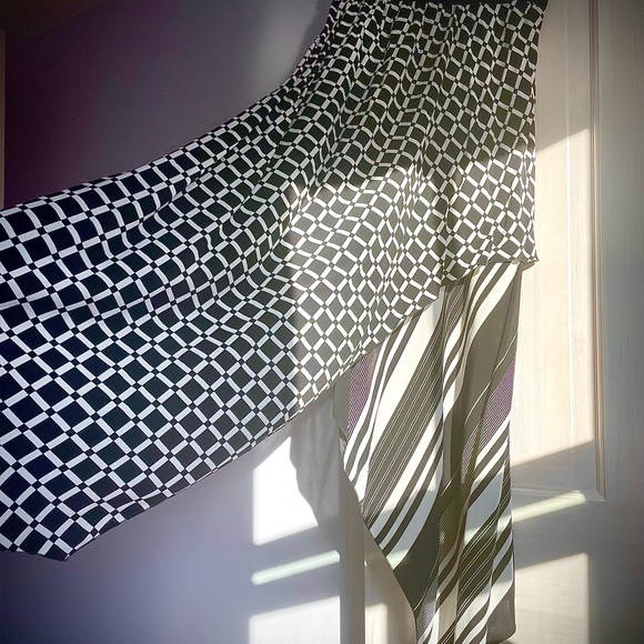 Isola Marras black and white biased skirt. EU 38. Brand new with tags. - Picture 8 of 12